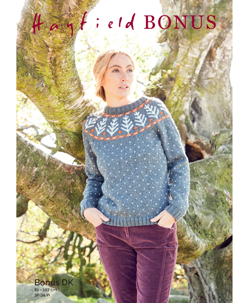 Sirdar 8290 Sweater in Hayfield Bonus DK (Leaflet)