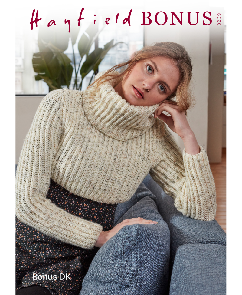 Sirdar 8209 Cropped Sweater in Hayfield Bonus DK (Leaflet)